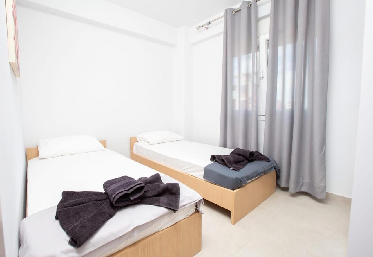 Marane Luxury Suites ネア・ムダニア エクステリア 写真